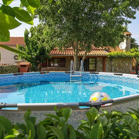 Tatil Evi Dea In Kmeti